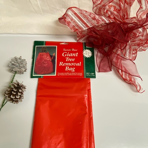 Santa’s Best Christmas 🎄 Giant Tree Removal Bag. - Picture 7 of 7